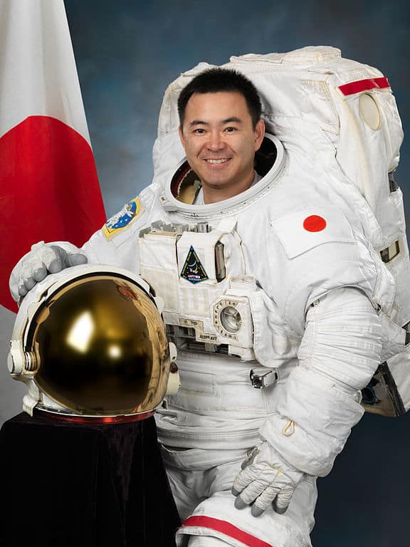 576px Akihiko Hoshide 2012